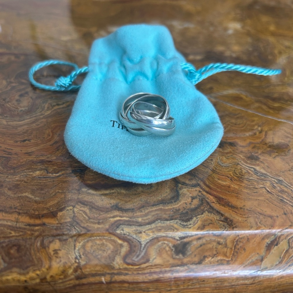 Tiffany @ Co Paloma Picasso Silver Knot 5 band Melody Ring in size 6